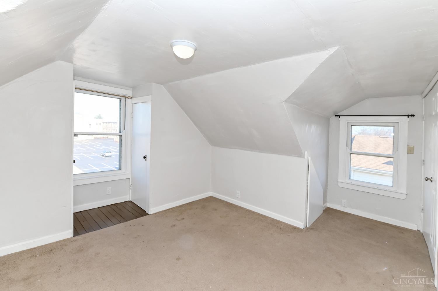 4025 Deer Park Avenue