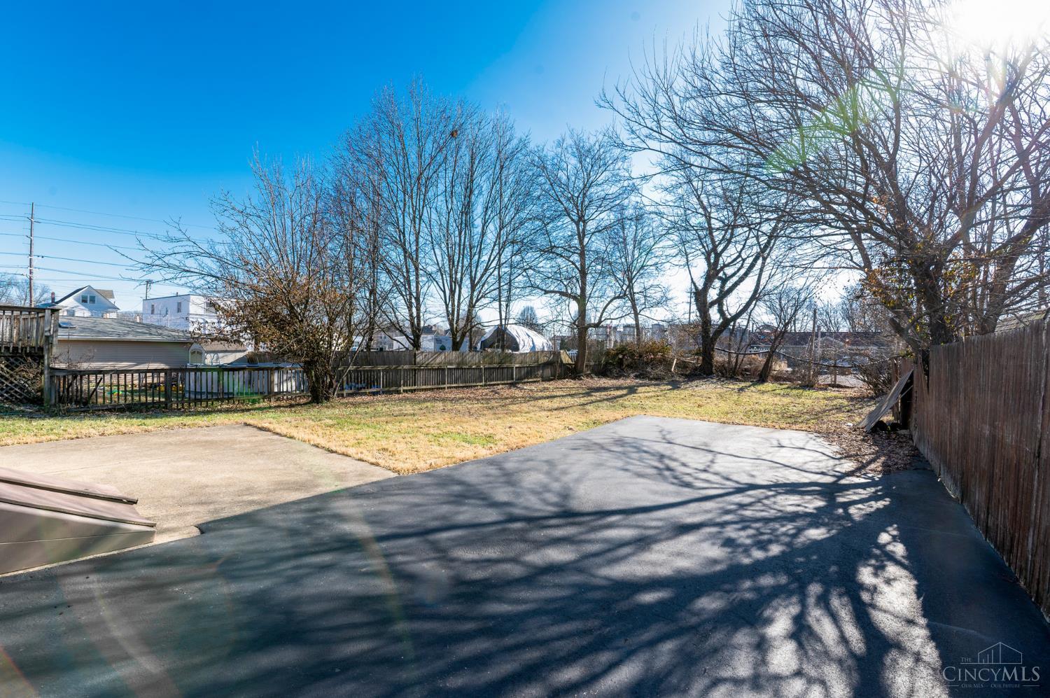 4025 Deer Park Avenue