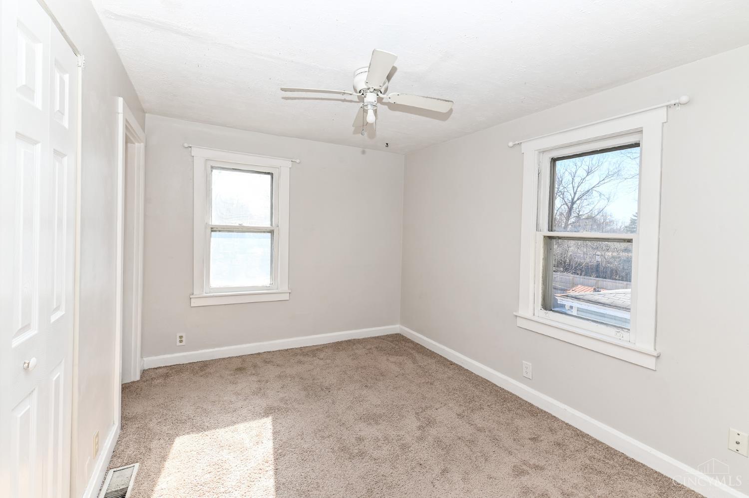 4025 Deer Park Avenue