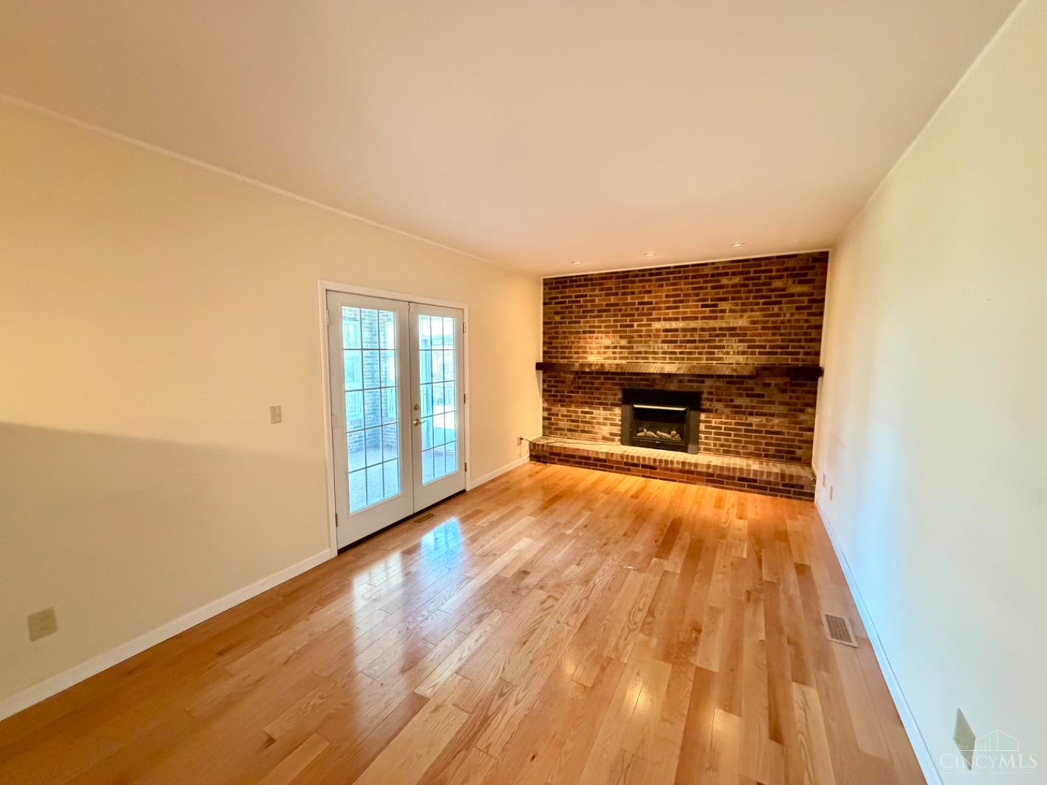 839 Summerfield Lane