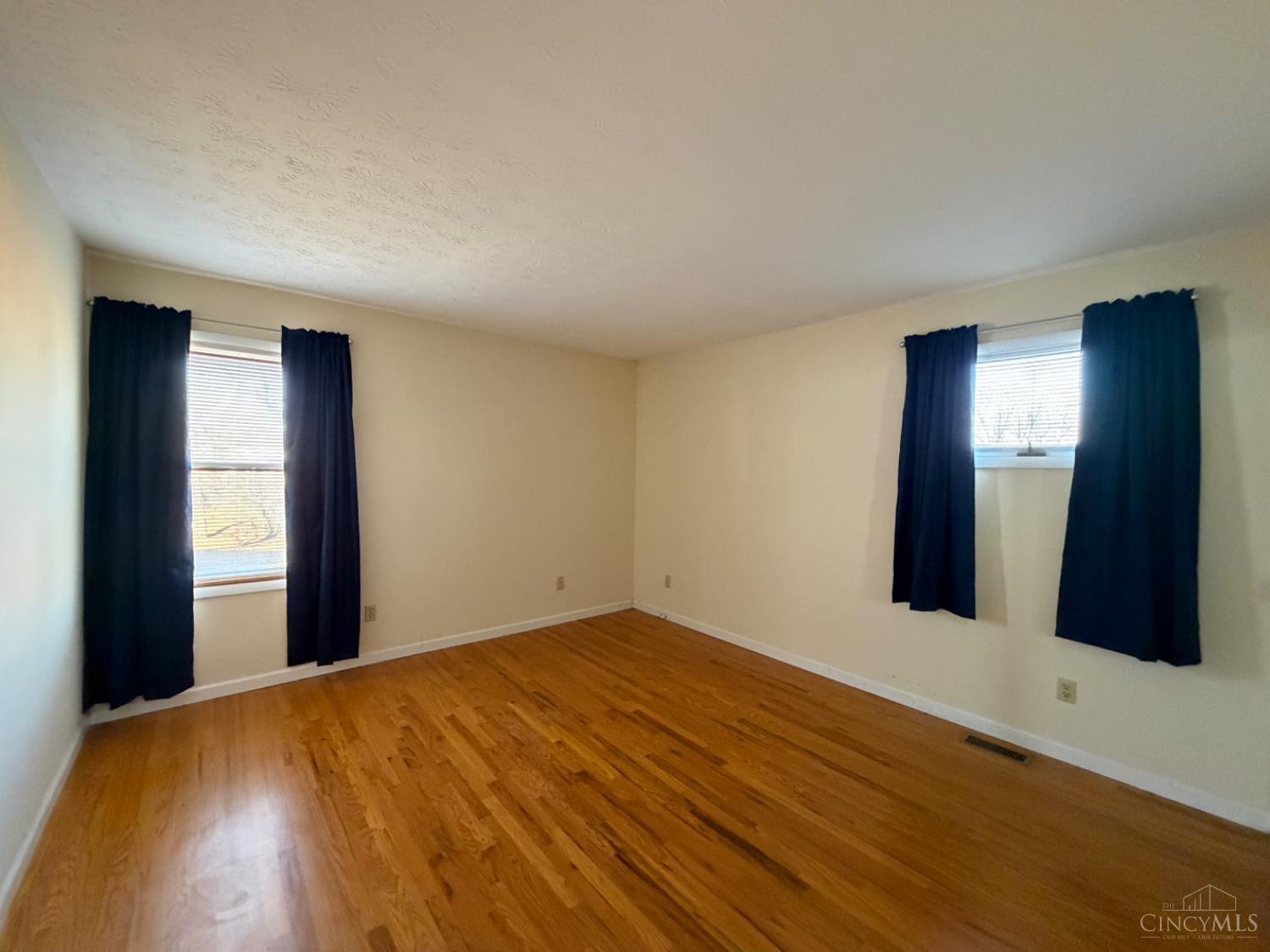 839 Summerfield Lane