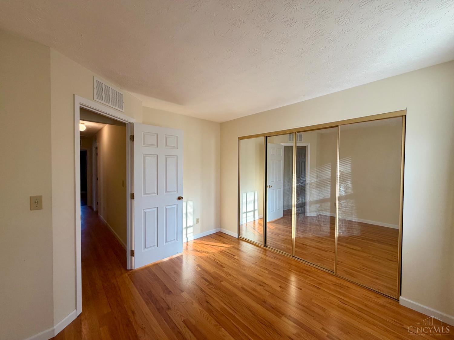 839 Summerfield Lane