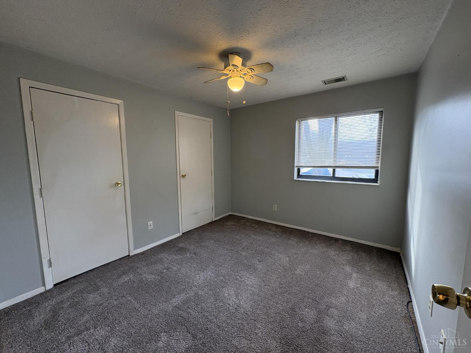 7215 Creekview Drive