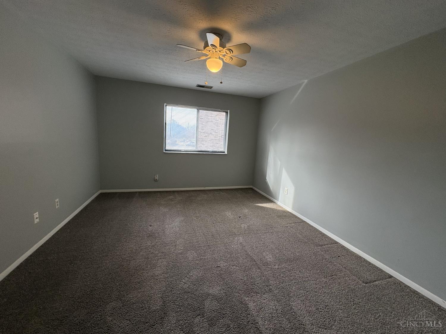 7215 Creekview Drive