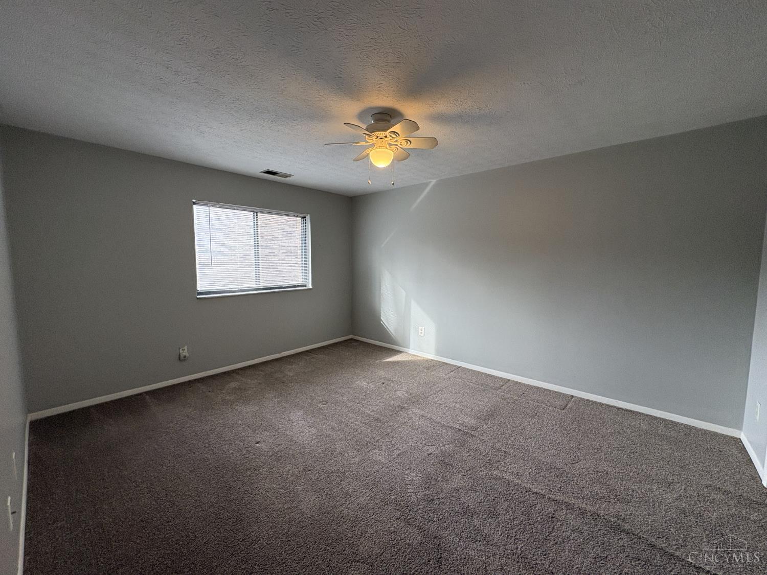 7215 Creekview Drive
