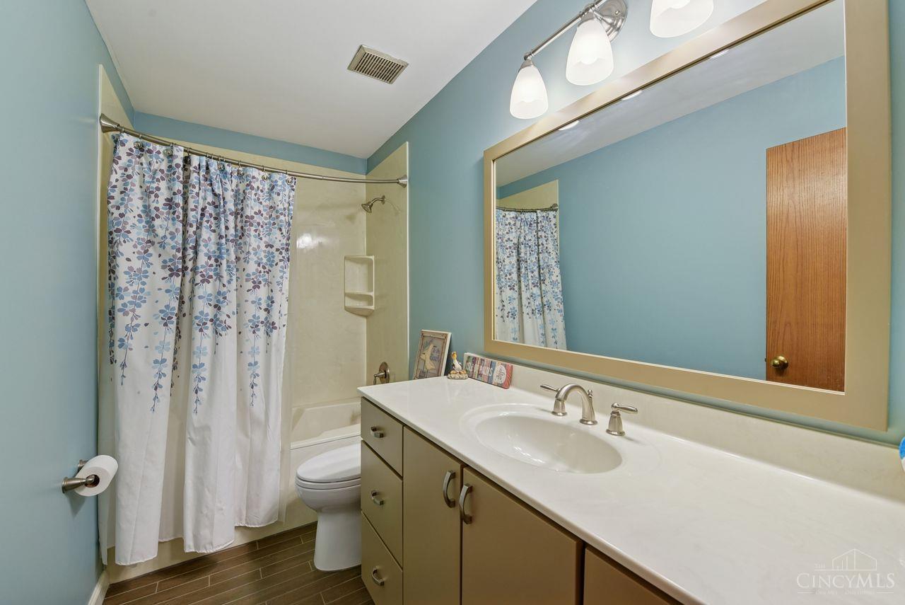 7853 Willow Run Court