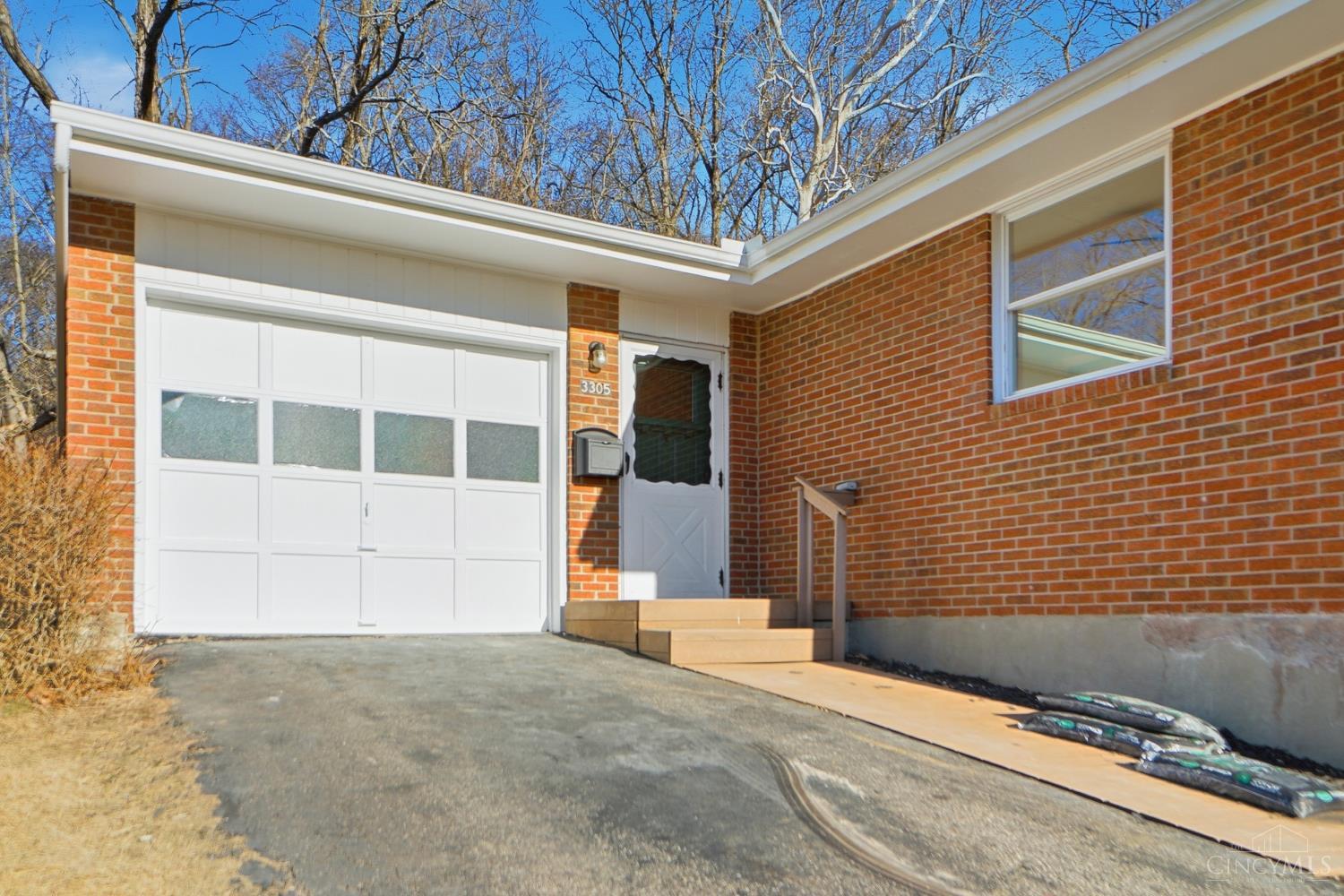 3305 Scioto Drive