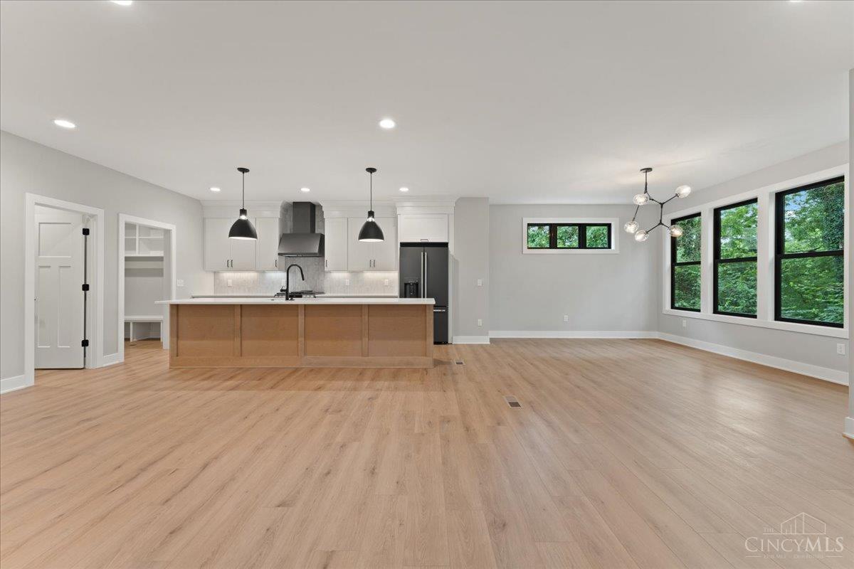 3259 Berwyn Place