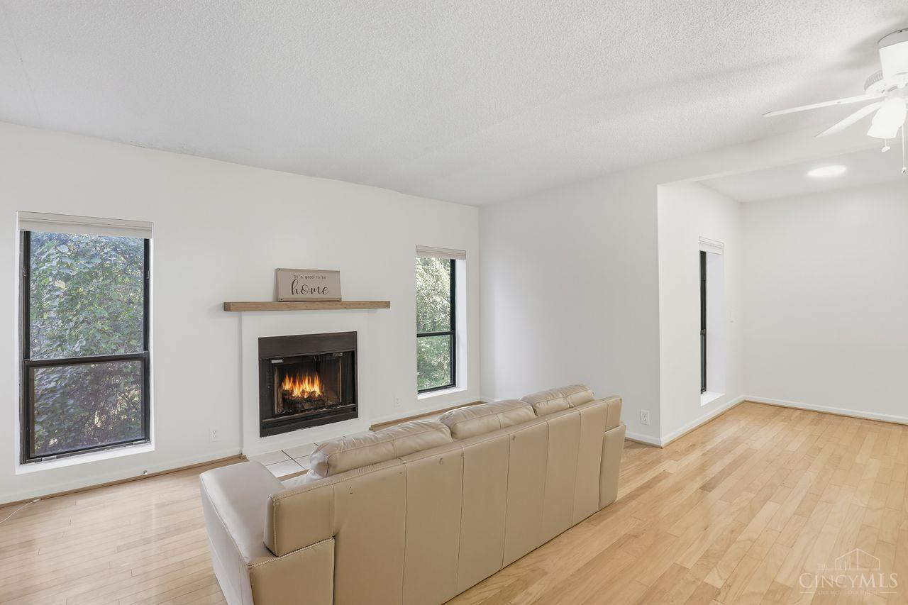 2121 Sutton Avenue 4C