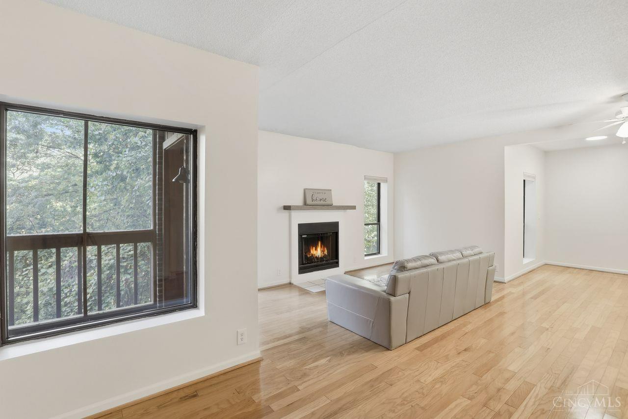 2121 Sutton Avenue 4C