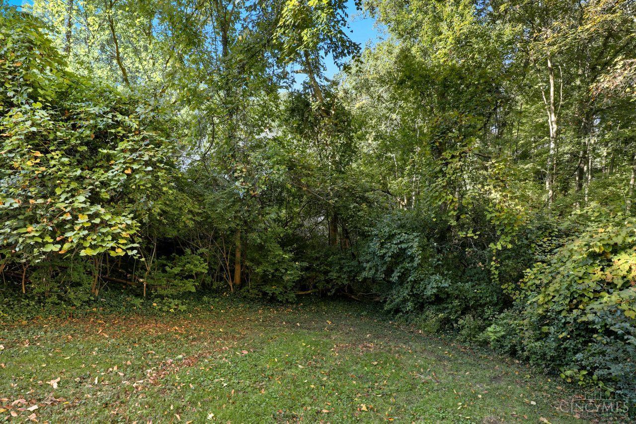 2121 Sutton Avenue 4C