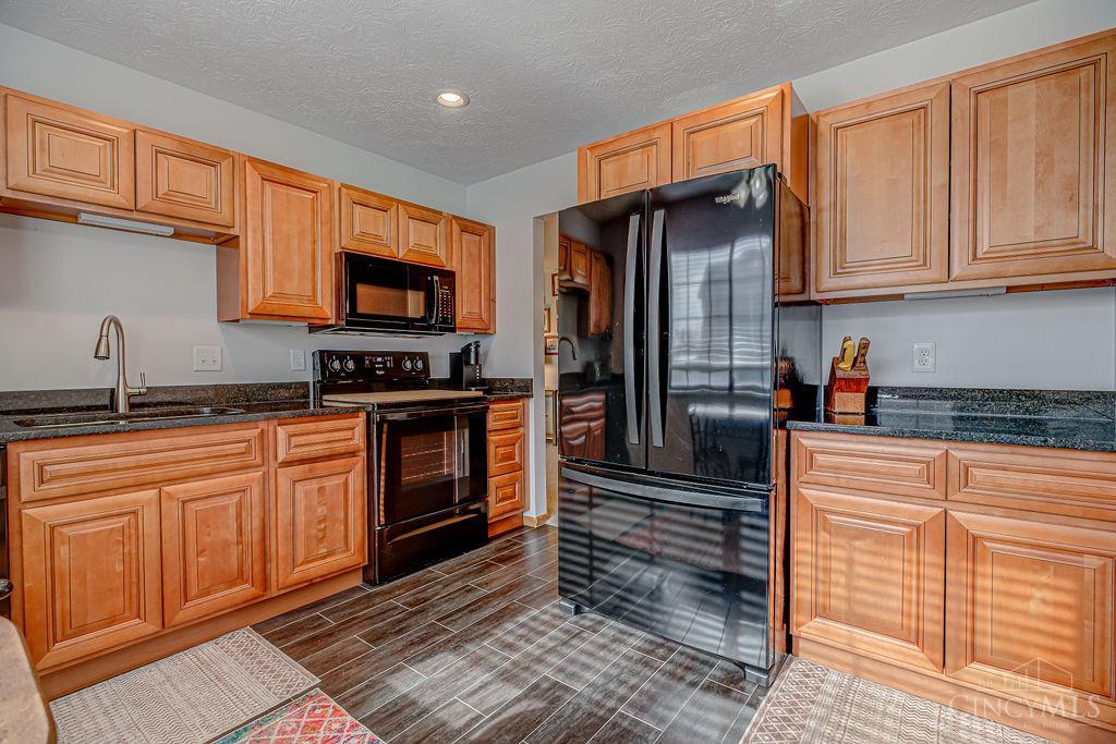 3963 School Section Road 30