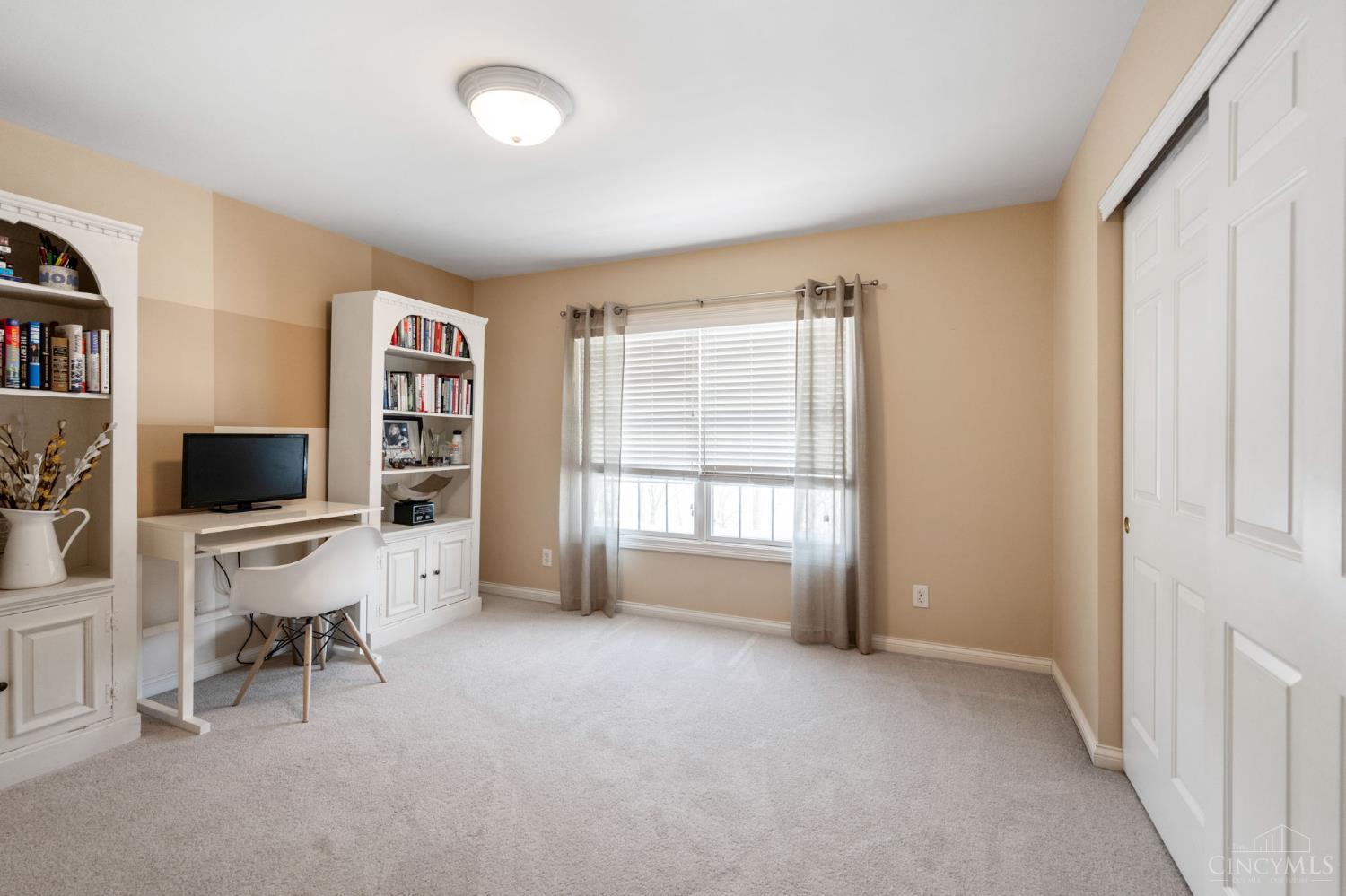 7097 Shawnee Hills Drive