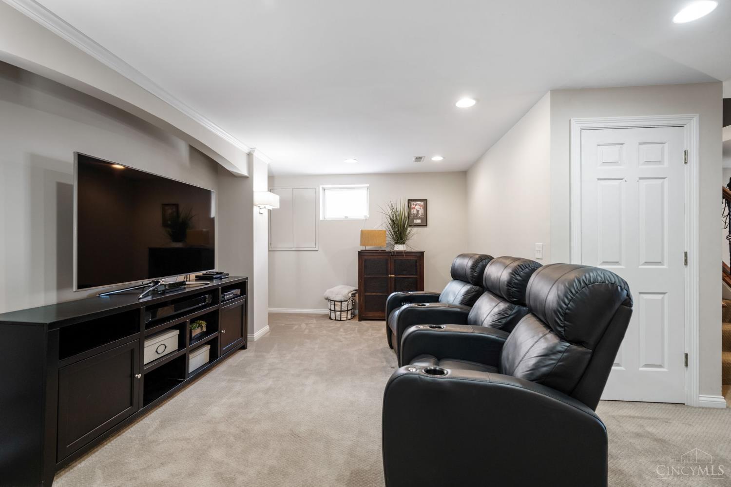 7097 Shawnee Hills Drive