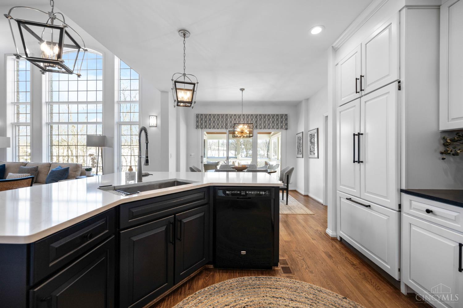 7097 Shawnee Hills Drive