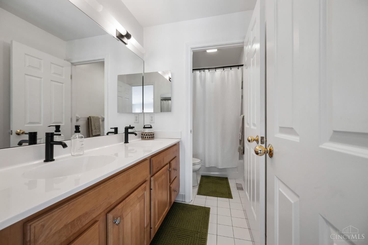 7097 Shawnee Hills Drive