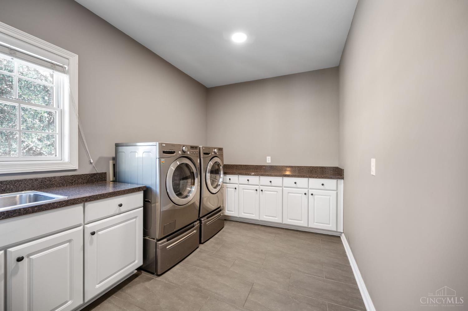 7097 Shawnee Hills Drive