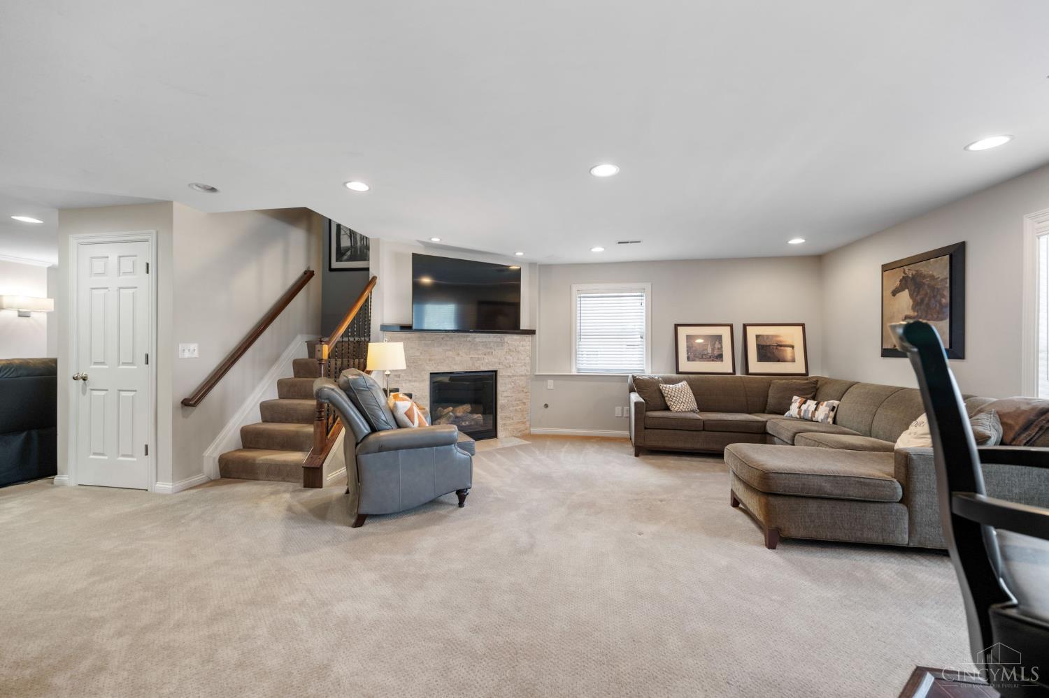 7097 Shawnee Hills Drive