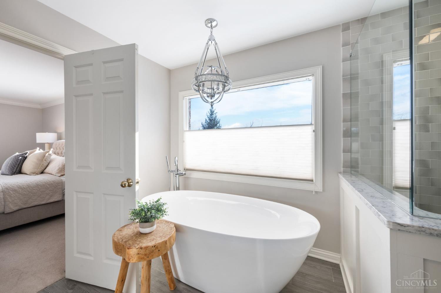 7097 Shawnee Hills Drive