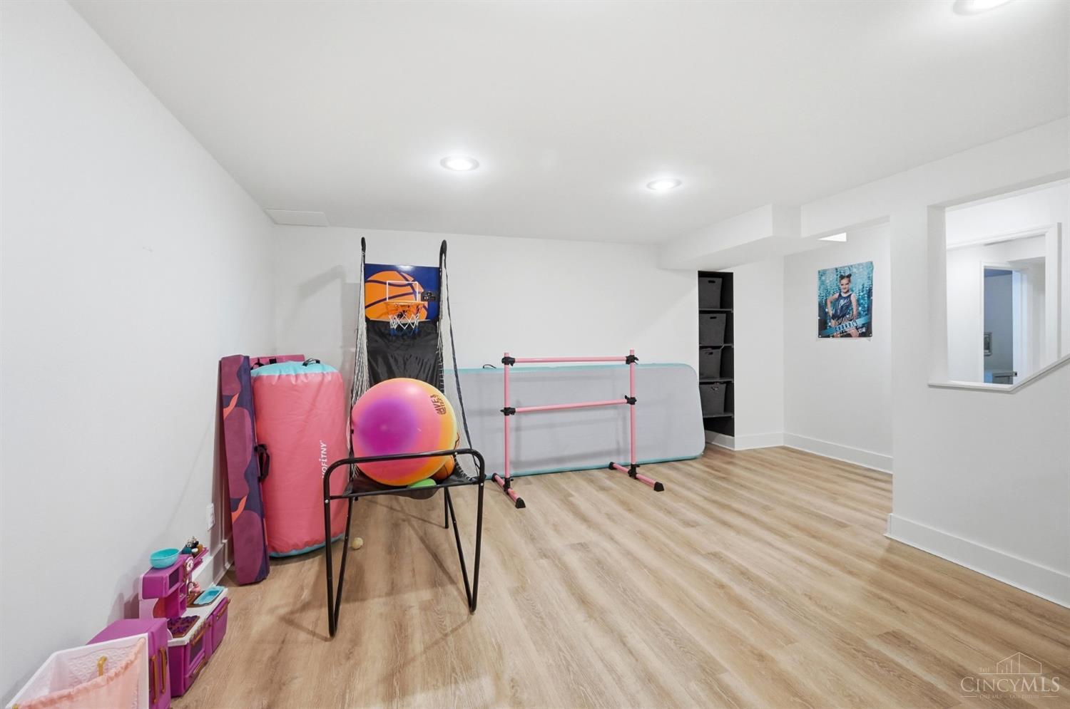 3 Denison Lane