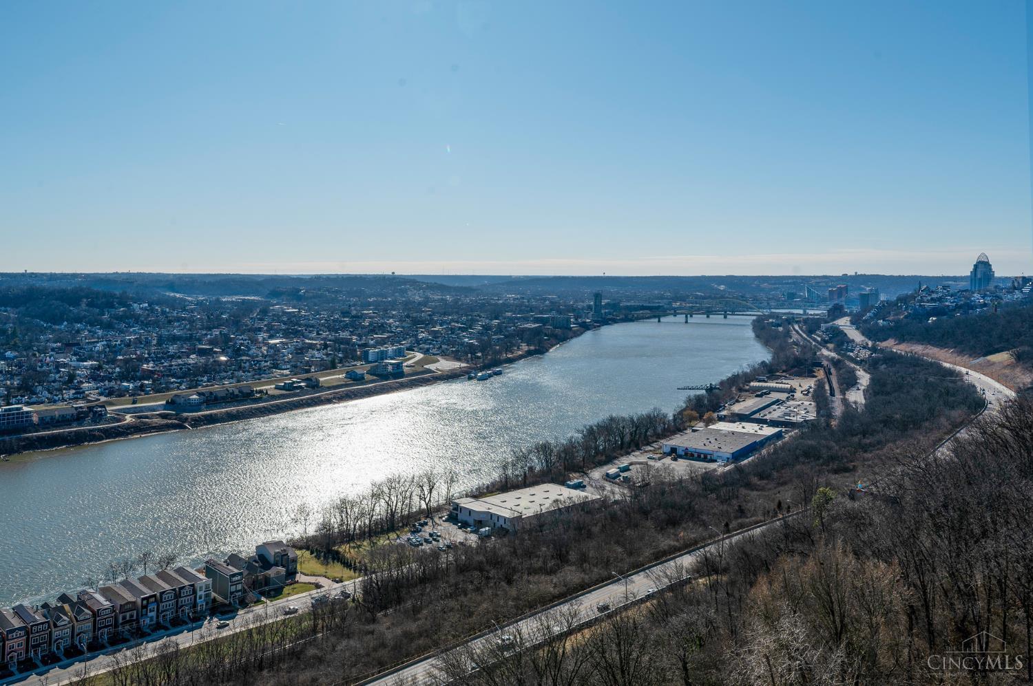 2401 Ingleside Avenue 10C