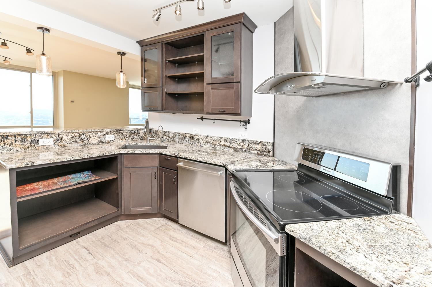 2401 Ingleside Avenue 10C