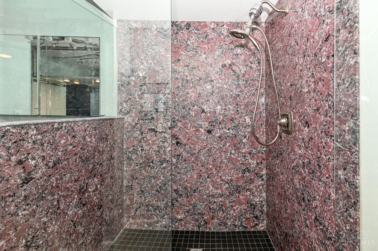 2401 Ingleside Avenue 10C