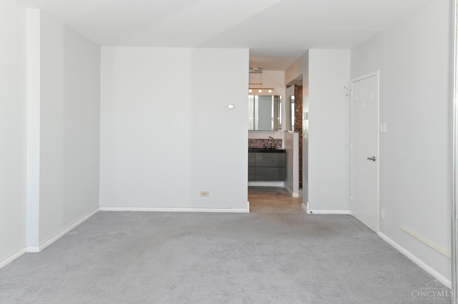 2401 Ingleside Avenue 10C