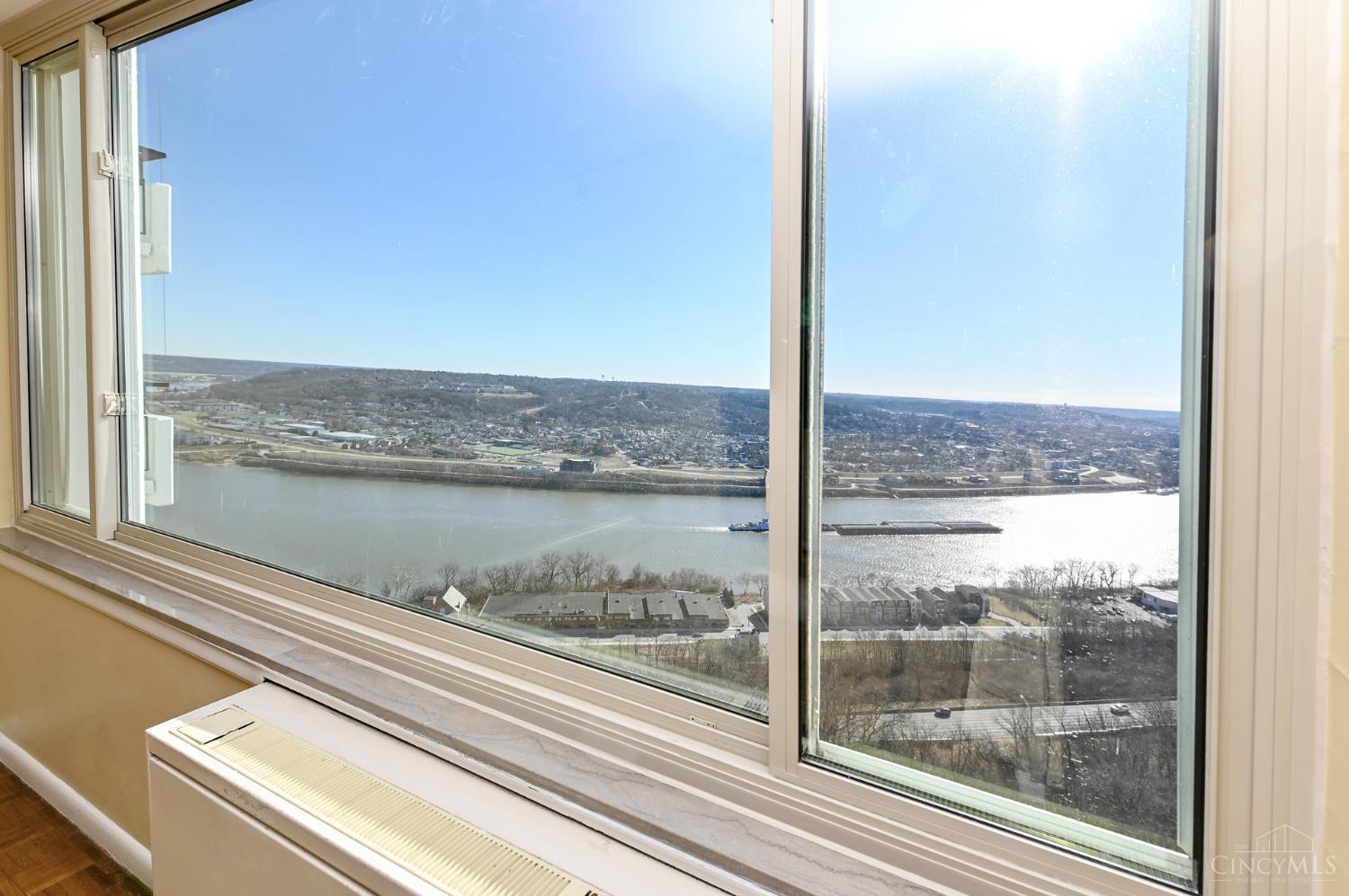 2401 Ingleside Avenue 10C