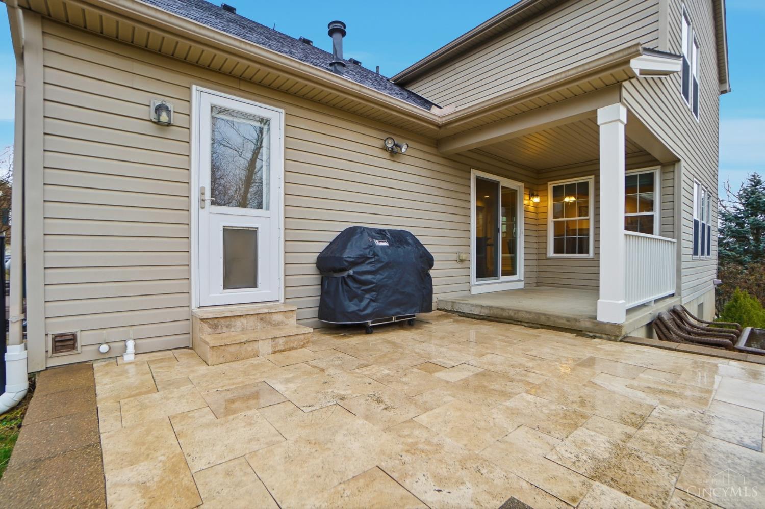 5632 Sarahs Oak Drive