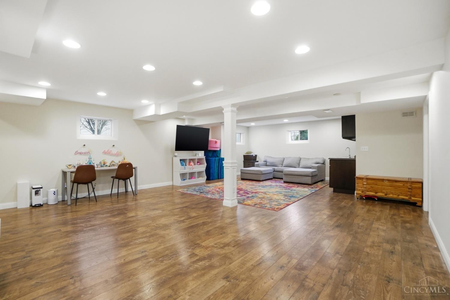 5632 Sarahs Oak Drive