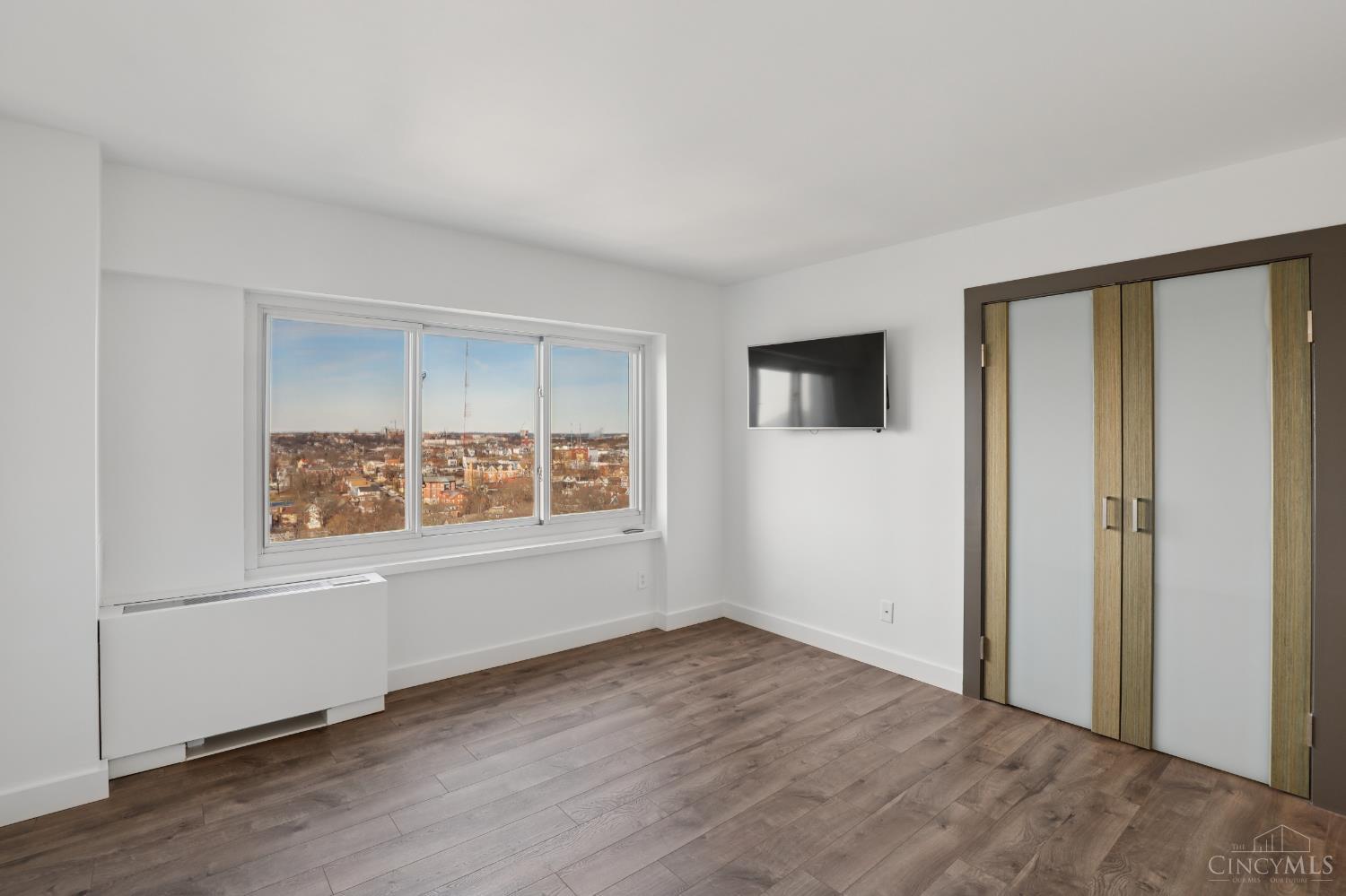 2200 Victory Parkway 2307