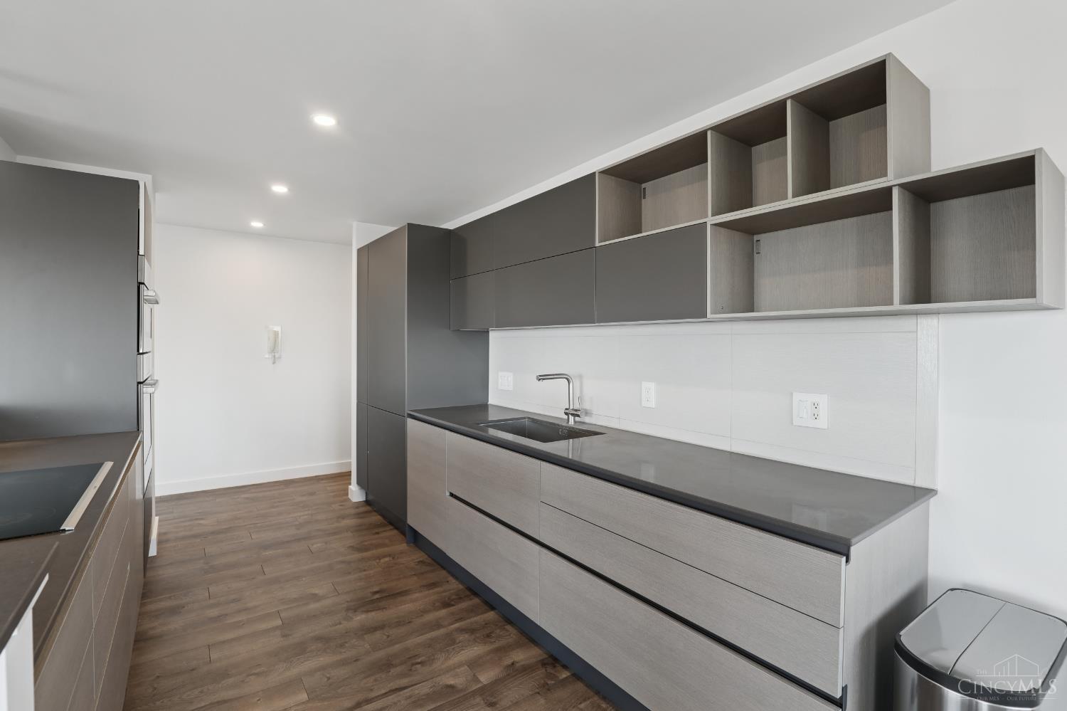 2200 Victory Parkway 2307