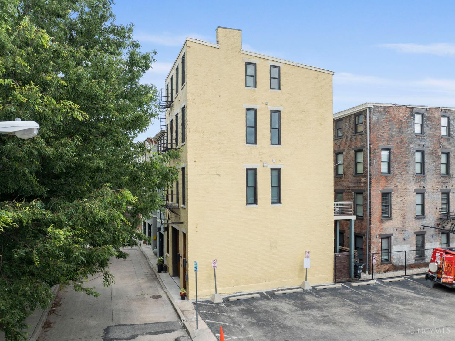 221 Kemp Alley