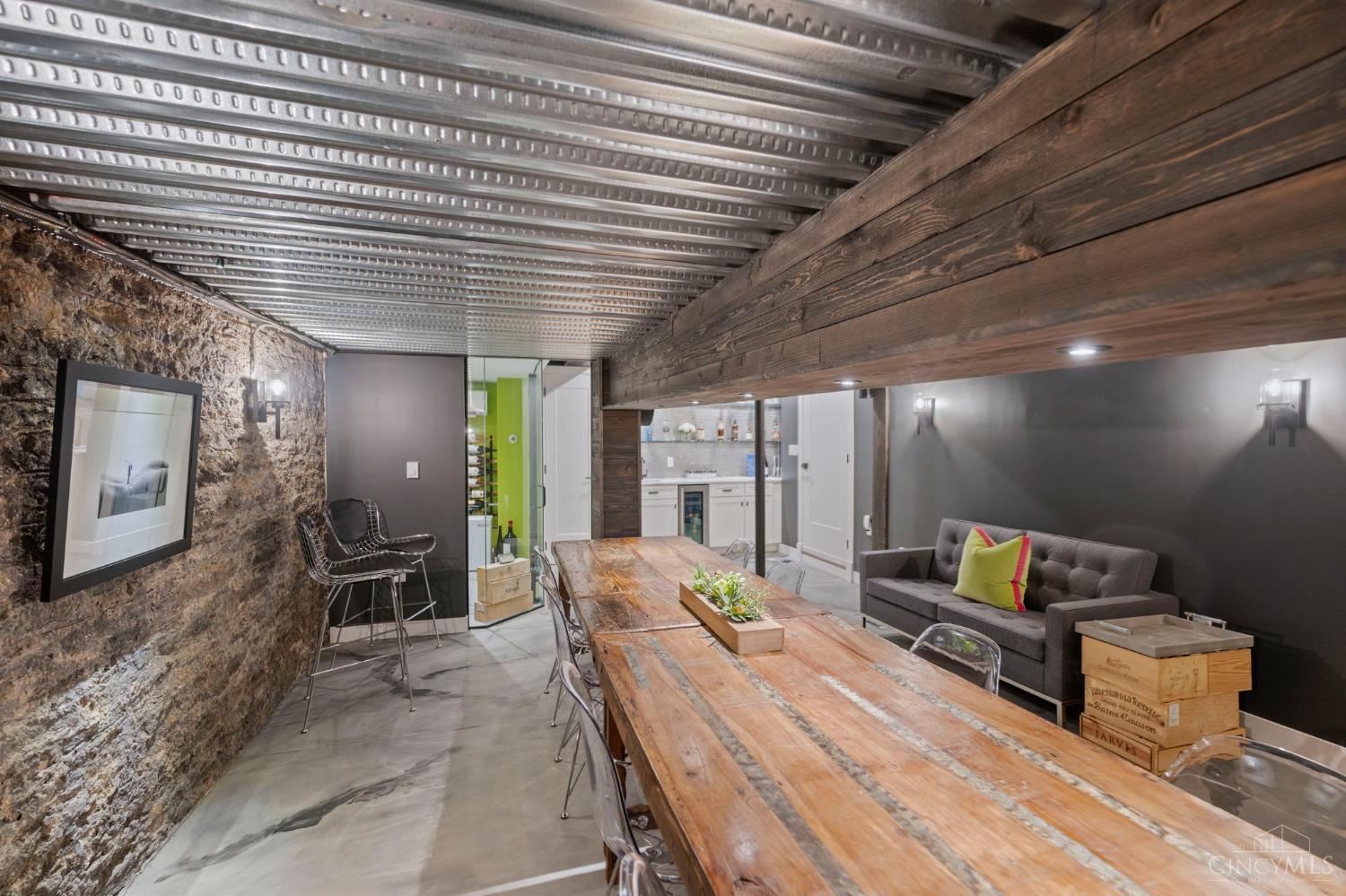 221 Kemp Alley