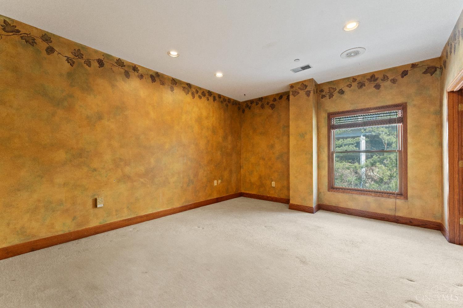 380 Baum Street 5B