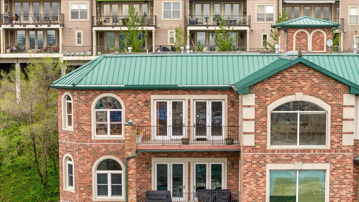 380 Baum Street 5B