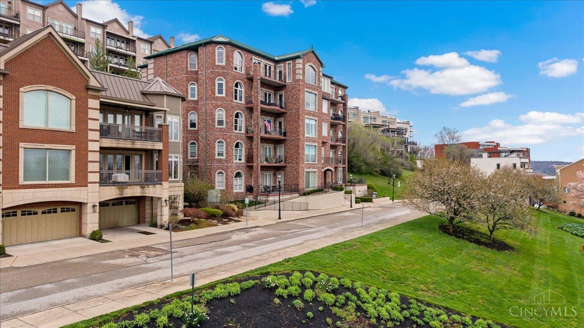 380 Baum Street 5B