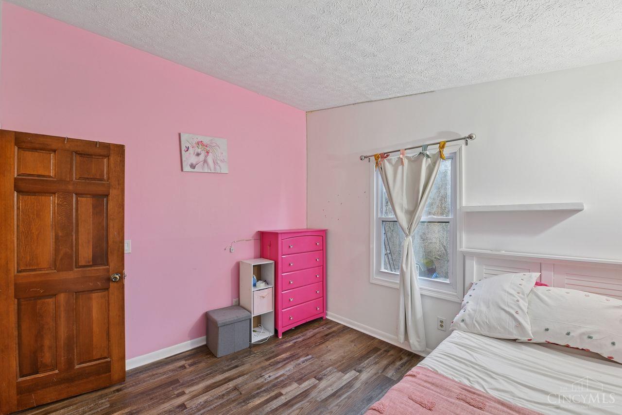 3899 Ridgedale Drive