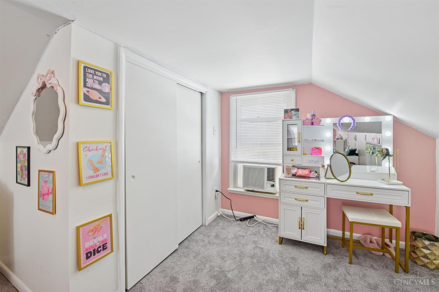 6009 Cleves Warsaw
