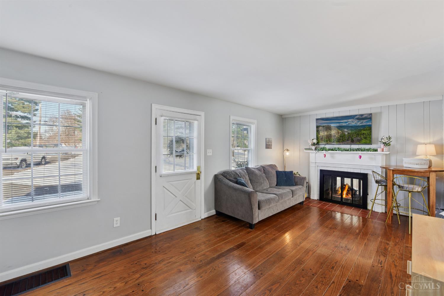 6009 Cleves Warsaw