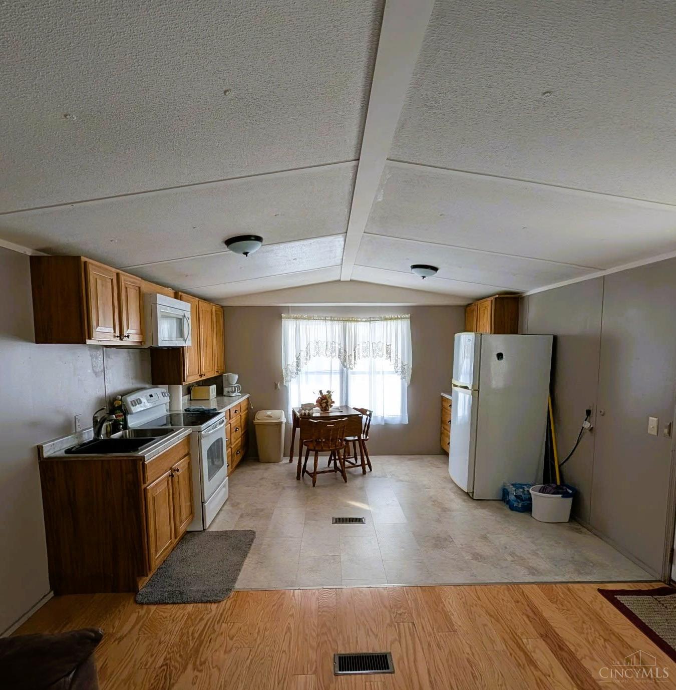 3581 Patterson Road