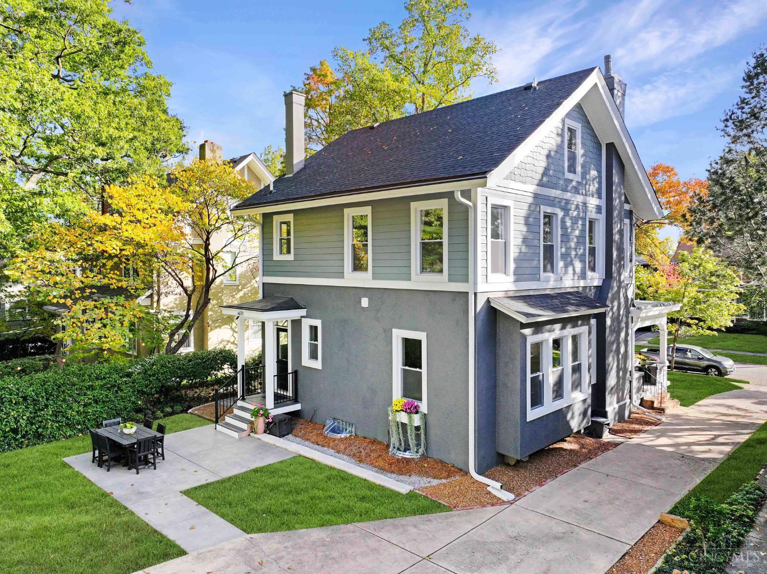 3687 Kendall Avenue