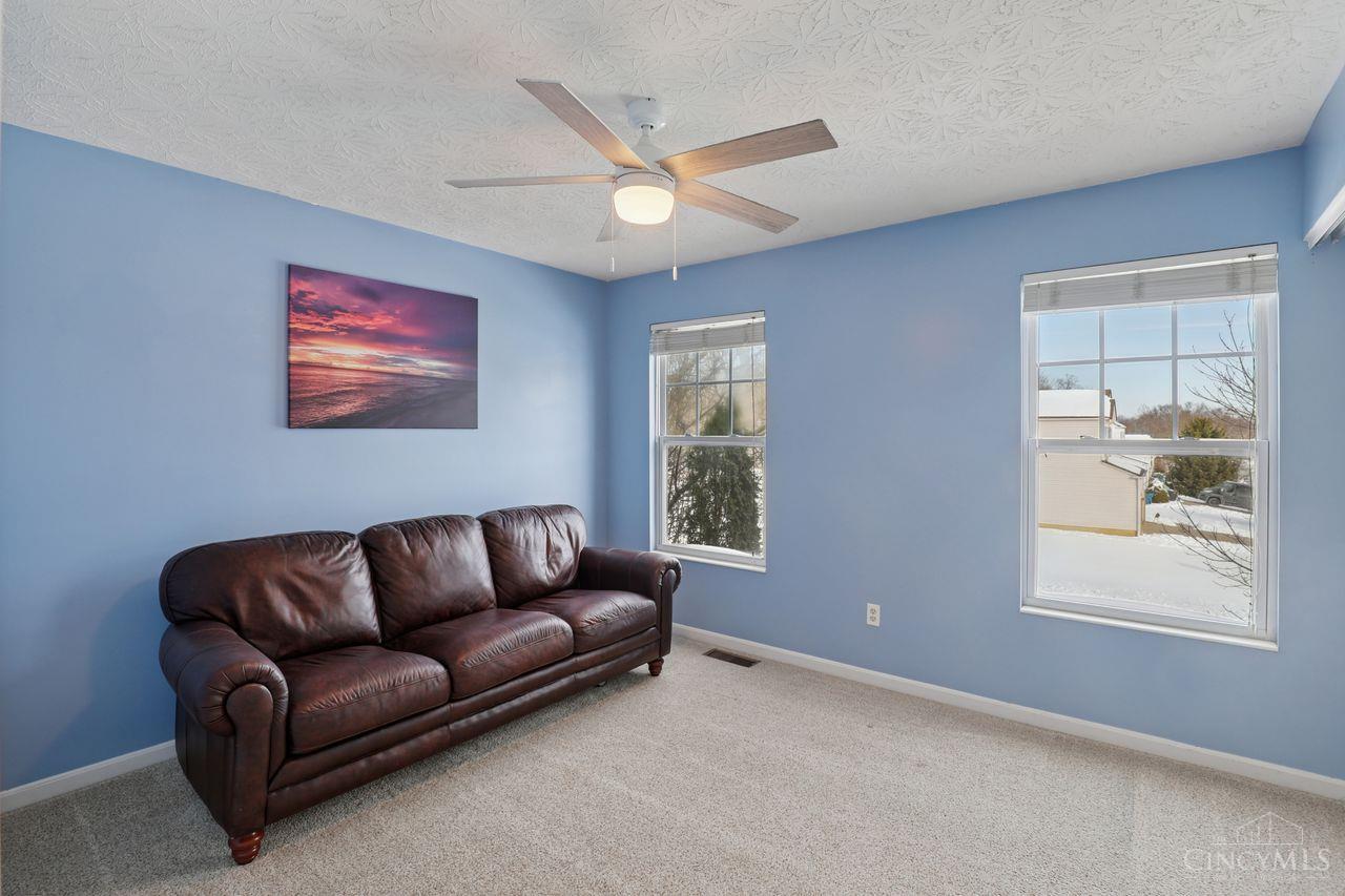 65 Wooded Ridge Drive