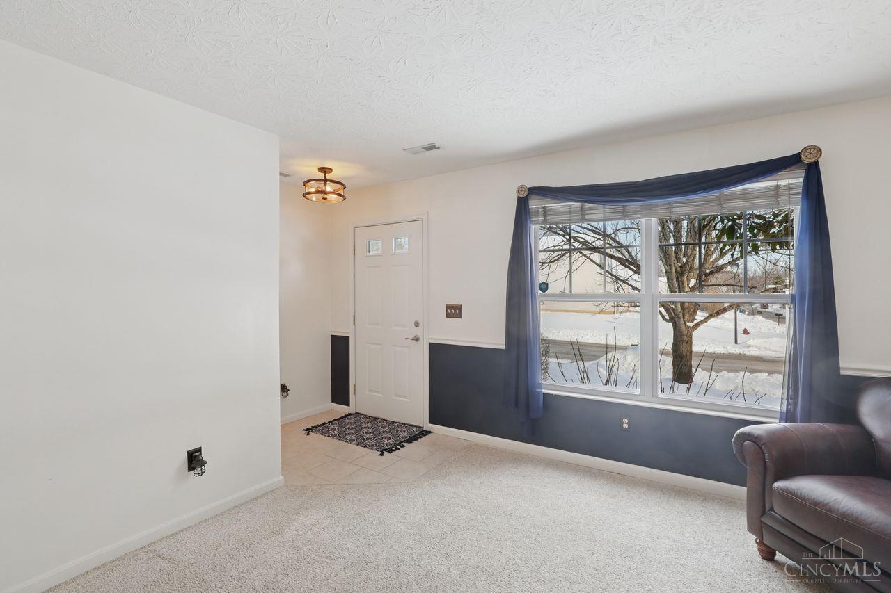 65 Wooded Ridge Drive