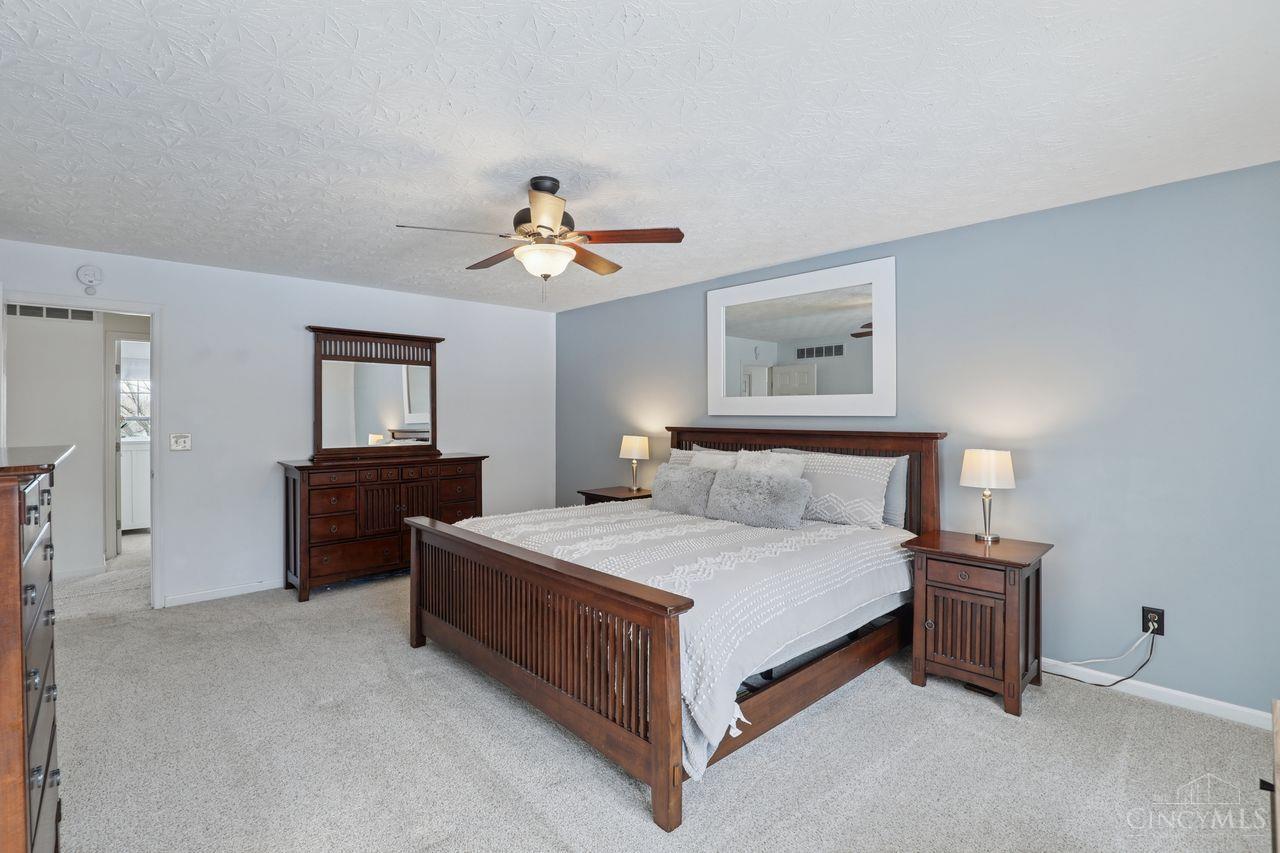 65 Wooded Ridge Drive