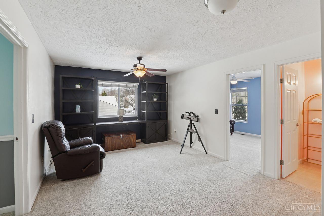 65 Wooded Ridge Drive