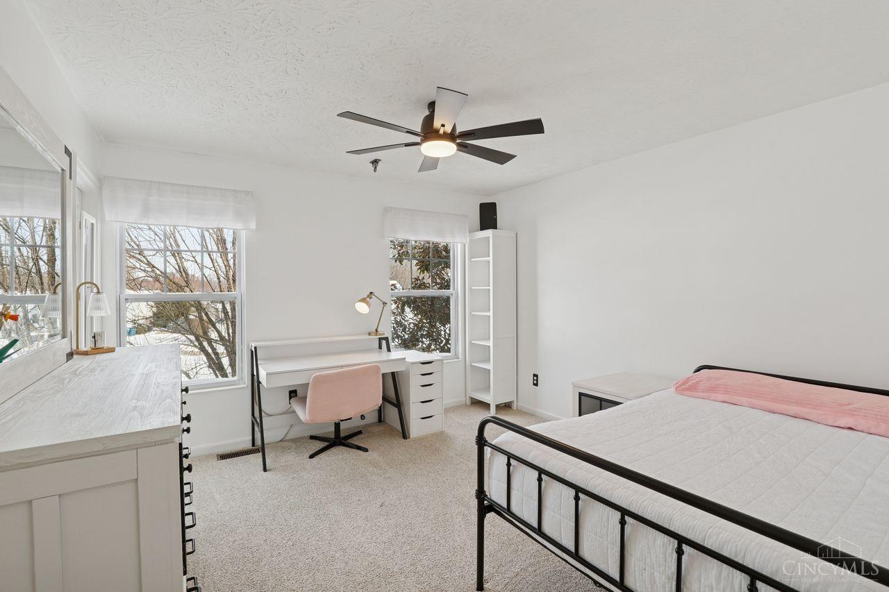 65 Wooded Ridge Drive