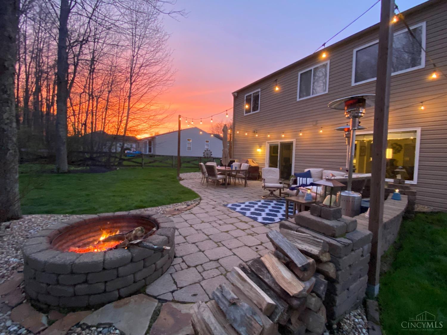 65 Wooded Ridge Drive