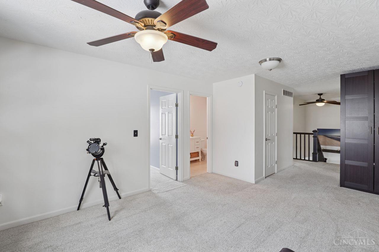 65 Wooded Ridge Drive